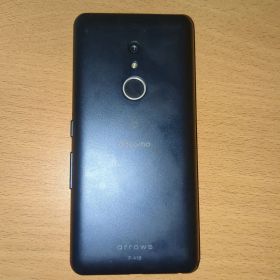 arrows Be4 Plus F-41B 本体 docomo