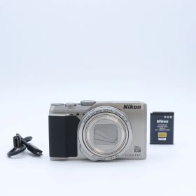 【送料無料】【並品】COOLPIX A900