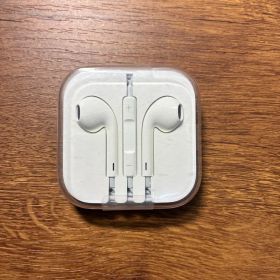 純正 Apple EarPods 3.5mmプラグ 本体 未使用
