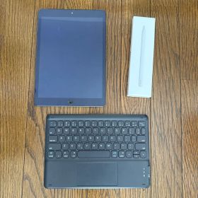 iPad 本体 Apple Pencil USB-C キーボードセット