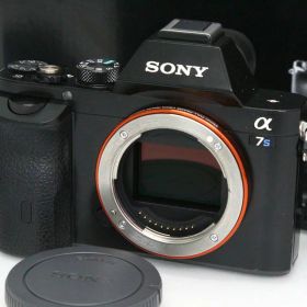 【中古】【並品】ソニー α7S ILCE-7S ボディ CA01-R5800-2P4 SONY Eマウント フルサイズ EVF 中古