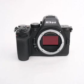 【中古】ニコン Z5II ボディ ランク：B「カメラのナニワ なんばマルイ店在庫」【デジタル一眼】商品コード：2221240073373