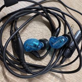 SHURE 有線イヤホン 本体 クリアブルー se215