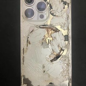 【液晶点灯】iPhone13Pro 256GB SIMフリー シルバー ジャンク