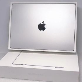 【美品】Apple 13.6インチ M2 MacBook Air 256GB