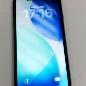【SIMフリー】iPhone 11/A2221/128GB/ホワイト〈MWM22J/A〉