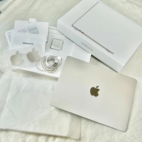 Apple MacBook Air 2024年 M3チップ搭載本体