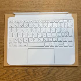 Apple Magic Keyboard Folio 本体