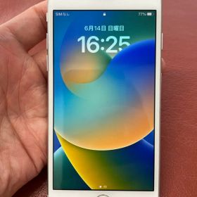 iPhone 8 64G SIMロック解除済み