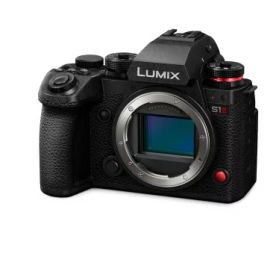 パナソニック(Panasonic) フルサイズ ミラーレス一眼カメラ ルミックス S1M2 ボディ 2,410万画素 ブラック DC-S1M2