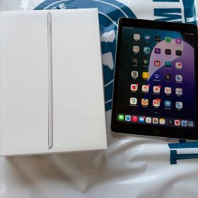 iPad (第9世代) 10.2インチ シルバー 64GB ペンあり