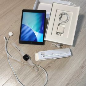 iPad 第９世代 AppleWatch おまけ ペン、カバー付き