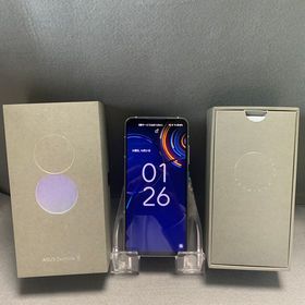 超美品 ASUS Zenfone 8 １６GB RAM 256GB ホワイト色