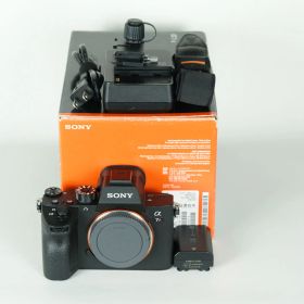 [良品 | シャッター数15,297回] SONY α7R III（ILCE-7RM3） | SONY Eマウント