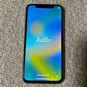 Apple iPhone X 256GB SIMフリー バッテリー71%