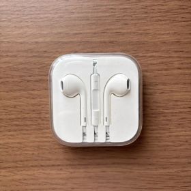 新品未使用！Apple純正 EarPods