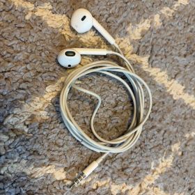 Apple EarPods 3.5mmプラグ 有線イヤホン ジャック