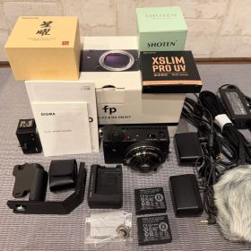 【美品・付属品多数】SIGMA fp 28mm F2.8 レンズセット