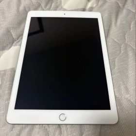 Apple iPad 第6世代 本体 32GB