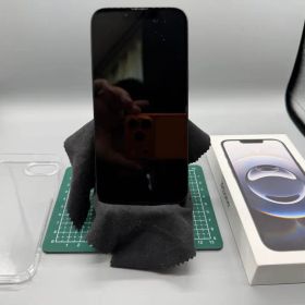 iPhone 16e 128GB バッテリー最大容量100%