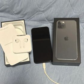美品 iPhone11pro 256gb スペースグレイ SIMフリー 箱あり