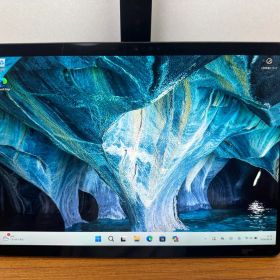 4.Microsoft Surface Pro X SQ1 4G LTE