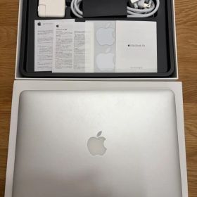 MacBook Air (13-inch, 2017)