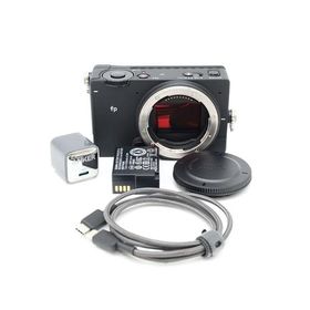 シグマ(Sigma) SIGMA フルサイズミラーレス一眼カメラ fp ボディ