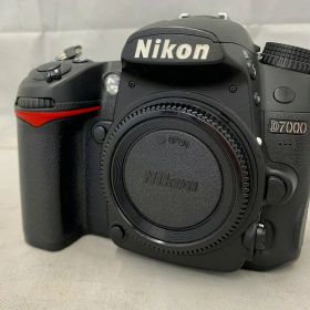 【全品ポイント10倍！要エントリー】【期間限定セール】ニコン Nikon デジタル一眼レフカメラ D7000 ボディ 【中古】