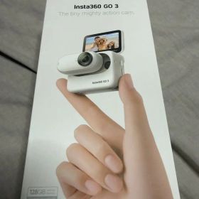 Insta360 GO 3 本体 128GB アクセサリー多数。