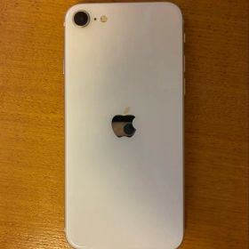 Apple iPhone SE 第3世代 本体 箱ケース付き