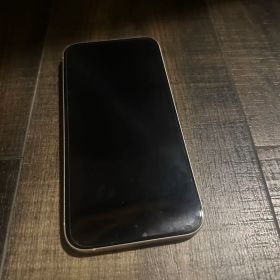 【美品】iPhone 15 Plus 128GB - イエロー - Simフリー