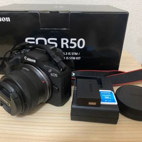 Canon EOS R50 ダブルズームキット 本体