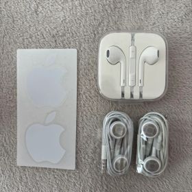 Apple EarPods 3.5mmプラグ ステッカー付