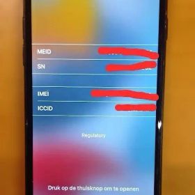 人気のiPhone 7 黒 128 GB シムフリー