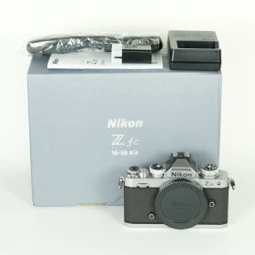 [美品 | シャッター数3,550回] Nikon Z fc [ボディ シルバー] | Nikon Zマウント