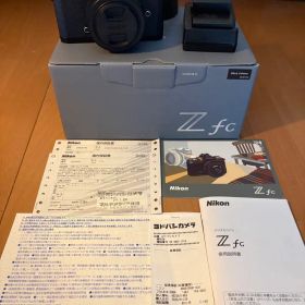 Nikon Z fc レンズキット