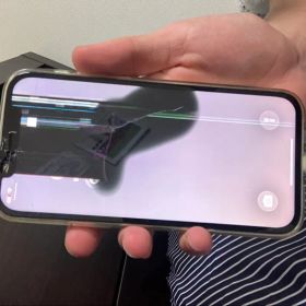 iPhone12