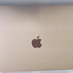 MacBook Air 13.3インチ ゴールド 箱・充電器付 バッテリー88%