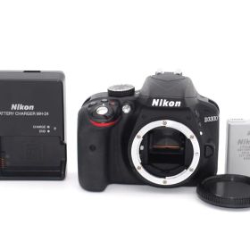 小さく軽くて持ちやすい一眼レフ♪Nikon D3300 ボディ♪