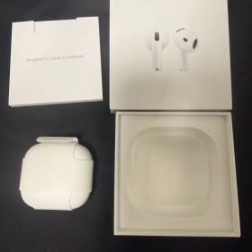 AirPods4