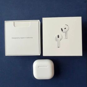 Apple AirPods 4 アクティブノイズキャンセリング