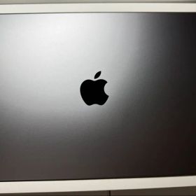 Apple MacBook Pro 14インチ M2proバッテリー96%