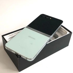【美品】GalaxyZ Flip5 256GB｜SIMフリー｜SC-54D