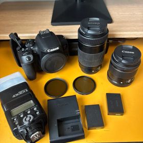 Canon EOS Kiss X10i ダブルズームキッド おまけ多数
