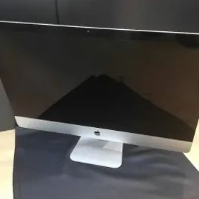 【中古】Apple iMac 27インチ CTO (Early 2019) Core i5(3.0G)/8G/1T(SSD)/Radeon Pro 570X【立川フロム中武】保証期間１ヶ月【ランクB】