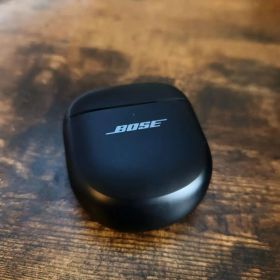 Bose QuietComfort Ultra Earbuds 箱無しほぼ未使用