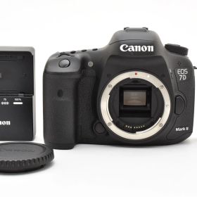 ★美品★ 《ショット数 5882回》 キヤノン CANON EOS 7D Mark II ボディ 現状品#2215