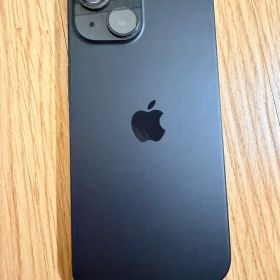 Apple iPhone 15 本体 ブラック 128GB