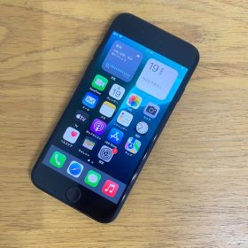 初期保証付 Apple iPhone SE 第三世代 MMYC3J/A 79%